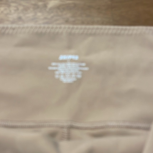 Skims Fits Everybody High Waist short - Picture 5 of 6